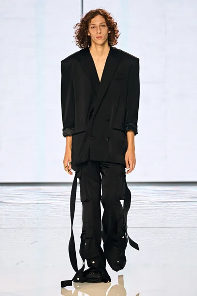 Look 39